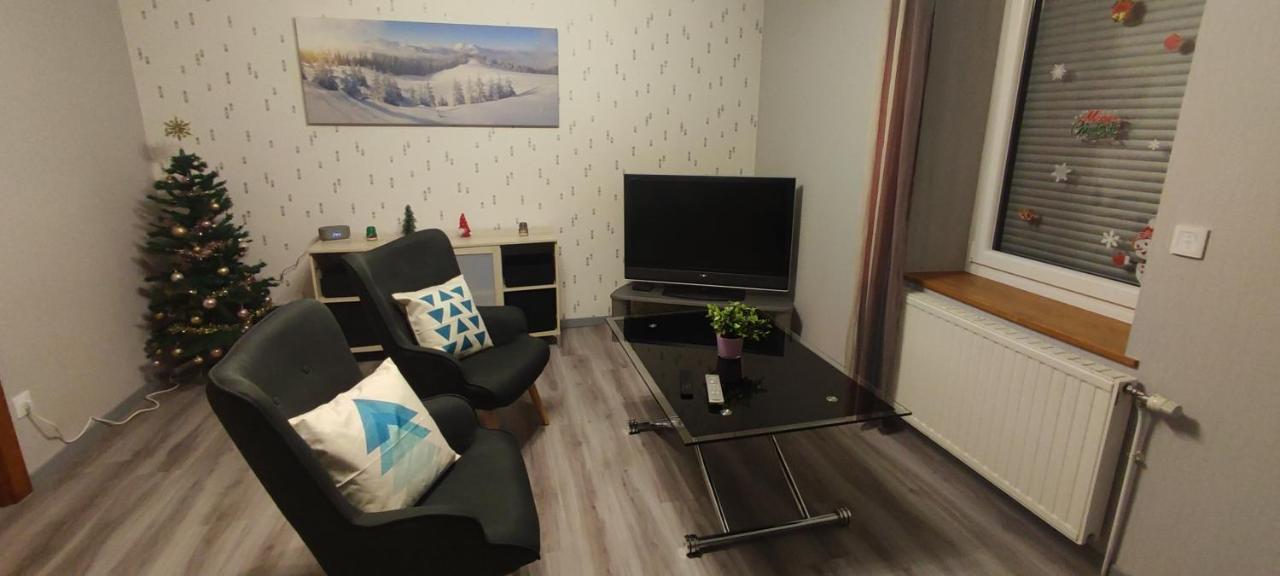 Apartment 5 Personnes A Deux Kilometres Des Pistes *